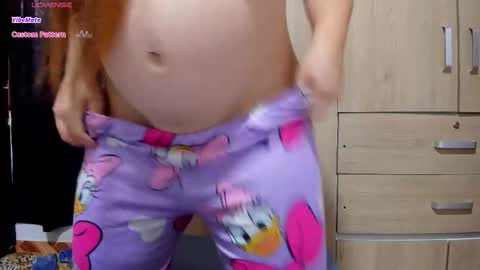 Snapshot of simply_zoe___ chatting on March 1, 2026, 6:32 pm zoe online show from March 1, 2026, 6:32 pm