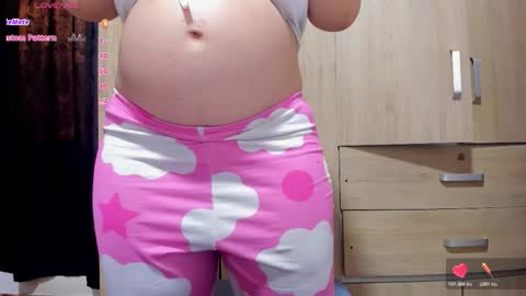 Snapshot of simply_zoe___ chatting on March 2, 2026, 5:42 pm zoe online show from March 2, 2026, 5:42 pm