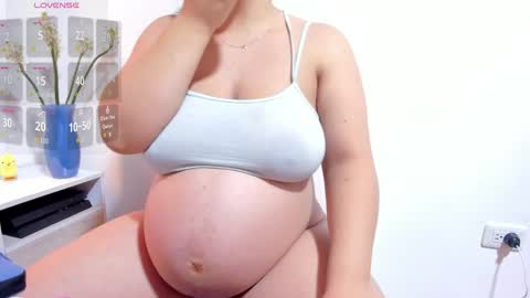 zoe online show from April 13, 2026, 6:13 pm