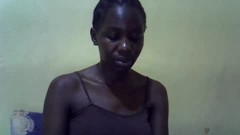 Snapshot of simplyloy33 chatting on June 28, 2026, 1:06 pm simplyloy33 online show from June 28, 2026, 1:06 pm
