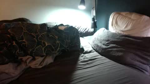 Snapshot of simplyminded chatting on February 28, 2026, 9:21 am simplyminded online show from February 28, 2026, 9:21 am