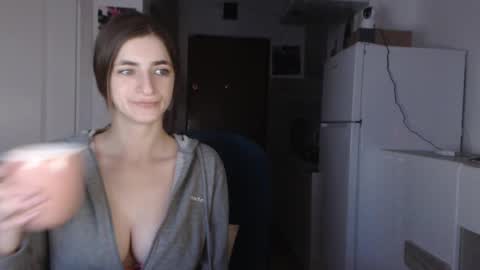 simyhvn online show from February 11, 2025, 5:47 am