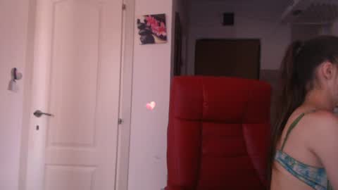 Snapshot of simyhvn chatting on July 2, 2026, 9:59 am simyhvn online show from July 2, 2026, 9:59 am