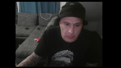 sinalco1975 online show from April 26, 2026, 1:03 am