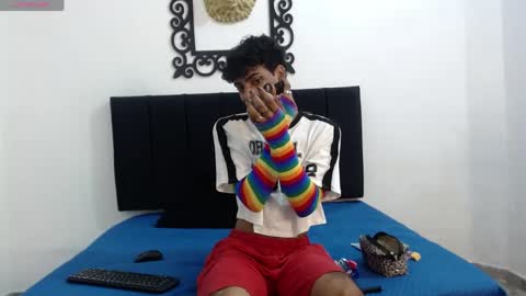   online show from April 28, 2026, 12:43 pm
