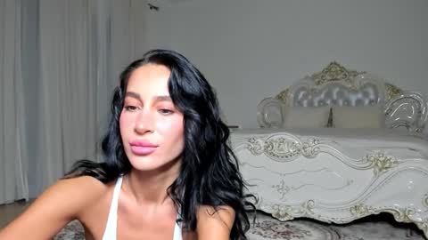 Snapshot of sincerelyc chatting on February 9, 2026, 9:52 pm C online show from February 9, 2026, 9:52 pm