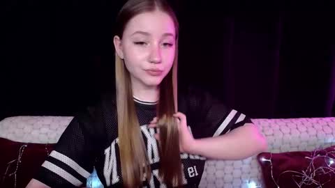 Sindi online show from December 13, 2024, 5:54 pm