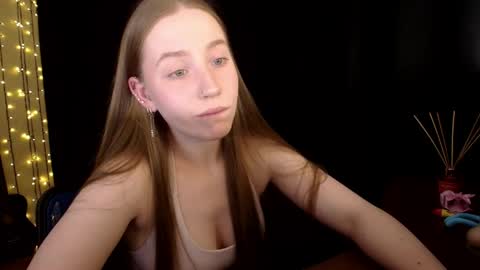 Sindi online show from June 7, 2026, 3:49 pm