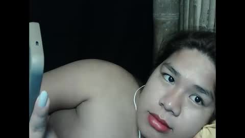 Snapshot of singleheart05 chatting on May 16, 2026, 1:02 am singleheart05 online show from May 16, 2026, 1:02 am