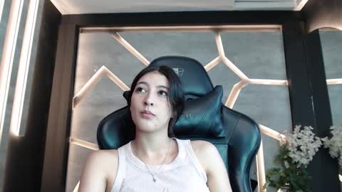 Snapshot of sinlickerr chatting on March 2, 2026, 7:43 pm SinLickerr online show from March 2, 2026, 7:43 pm