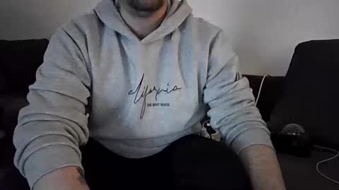 sinned09 online show from April 3, 2026, 11:58 pm