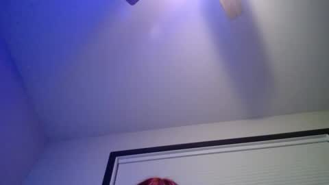 sinonsilk online show from October 8, 2025, 6:22 am