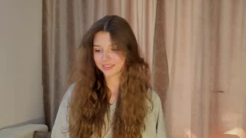 Lia  online show from May 24, 2026, 1:05 pm