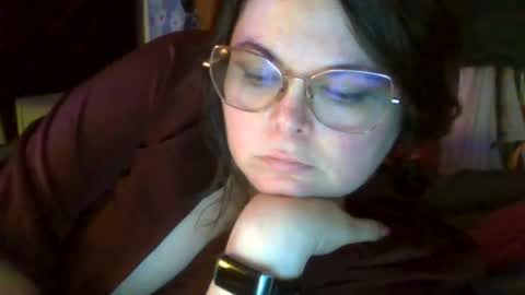 Siofra online show from October 15, 2025, 9:53 am