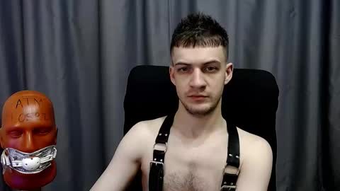 Snapshot of sir_damien chatting on November 9, 2025, 3:27 am Sir Damien online show from November 9, 2025, 3:27 am