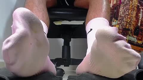 only foot                         worshipers here online show from January 23, 2025, 1:51 am