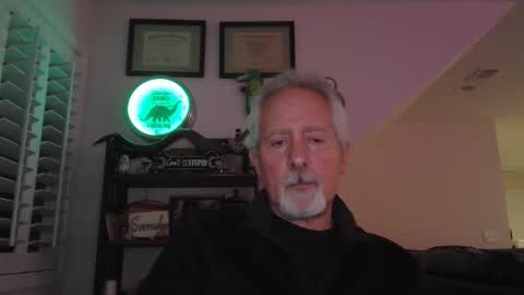 Don Roberto online show from November 5, 2025, 3:28 am