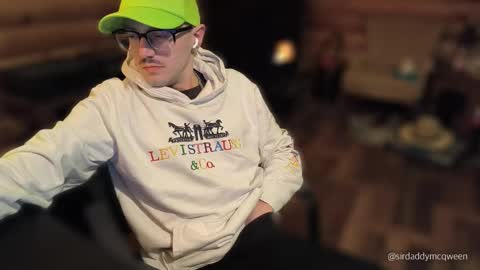 Sir Daddy McQween online show from March 2, 2026, 3:41 am