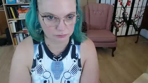 Sirene Serpens online show from February 3, 2025, 12:15 am