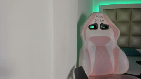 sirio_js online show from January 12, 2026, 3:56 am