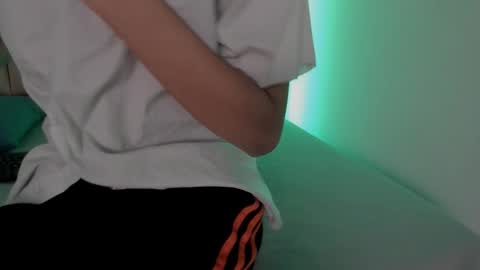 sirio_js online show from February 11, 2026, 4:06 am