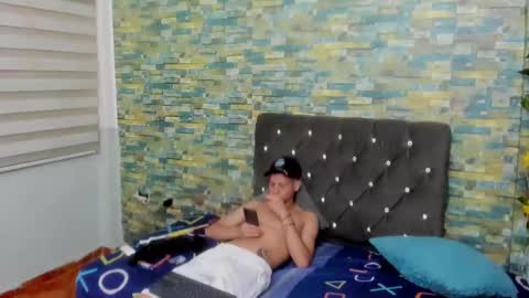 SIR RYANT online show from March 5, 2025, 5:18 pm