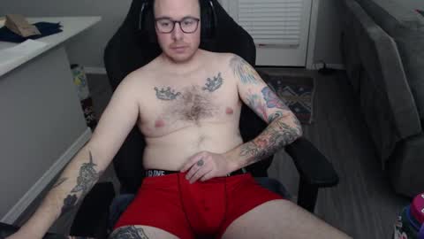 Snapshot of sirscotty831 chatting on February 23, 2025, 3:35 am Sir Scotty online show from February 23, 2025, 3:35 am