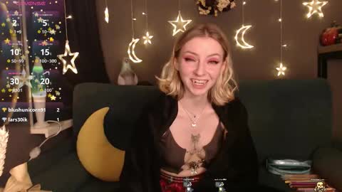 Snapshot of sirshamor chatting on October 29, 2025, 8:21 pm  SirshaMor   online show from October 29, 2025, 8:21 pm