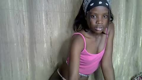 shannie online show from November 11, 2025, 12:54 am