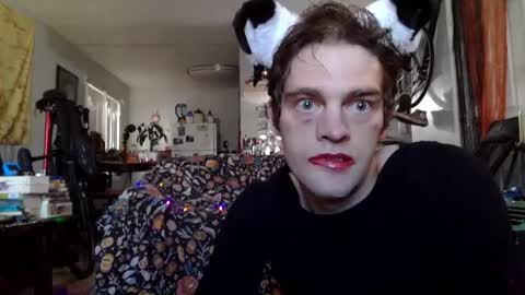 Snapshot of sissyemmalauren chatting on October 8, 2025, 10:18 pm sissyemmalauren online show from October 8, 2025, 10:18 pm