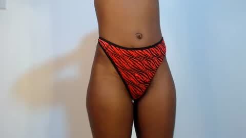 Snapshot of sizzly_ass chatting on June 28, 2026, 3:18 pm sizzly_ass online show from June 28, 2026, 3:18 pm