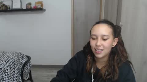 Snapshot of skarlet_adams chatting on December 14, 2024, 3:29 am Alice online show from December 14, 2024, 3:29 am