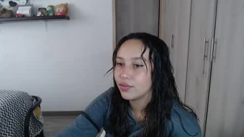 Snapshot of skarlet_adams chatting on January 10, 2025, 7:54 pm Alice online show from January 10, 2025, 7:54 pm