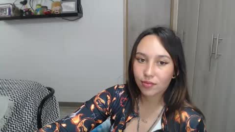 Snapshot of skarlet_adams chatting on January 14, 2025, 1:58 am Alice online show from January 14, 2025, 1:58 am