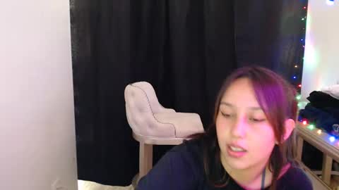 Snapshot of skarlet_adams chatting on January 20, 2025, 8:40 pm Alice online show from January 20, 2025, 8:40 pm