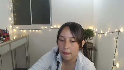 Snapshot of skarlet_adams chatting on January 24, 2025, 9:37 pm Alice online show from January 24, 2025, 9:37 pm