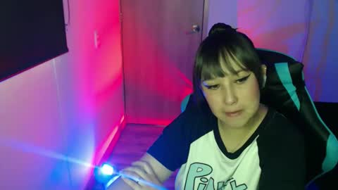 Alice online show from April 16, 2026, 8:42 pm