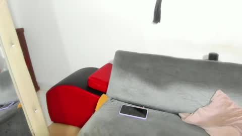 Snapshot of skarleth018 chatting on December 5, 2024, 12:22 pm Skarleth online show from December 5, 2024, 12:22 pm