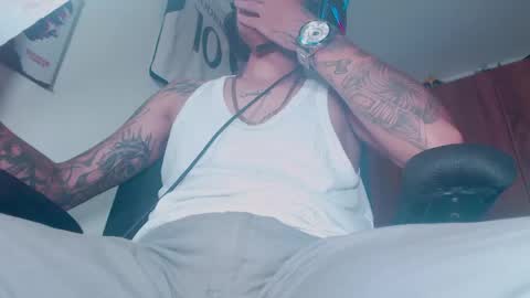 Snapshot of skateboy444 chatting on April 28, 2026, 5:45 am king online show from April 28, 2026, 5:45 am