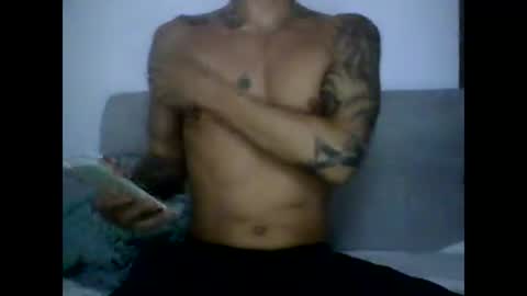 Snapshot of skater19xxx chatting on February 19, 2025, 5:16 am miguel online show from February 19, 2025, 5:16 am