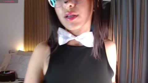 Skay  online show from October 30, 2025, 4:30 pm