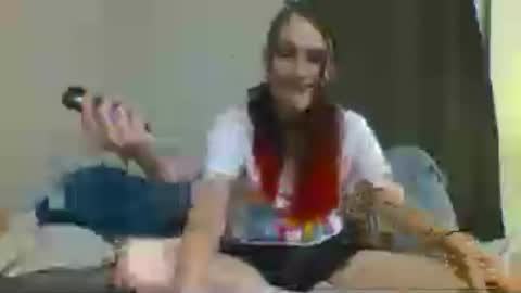 Skiniminitits online show from July 3, 2026, 4:41 am