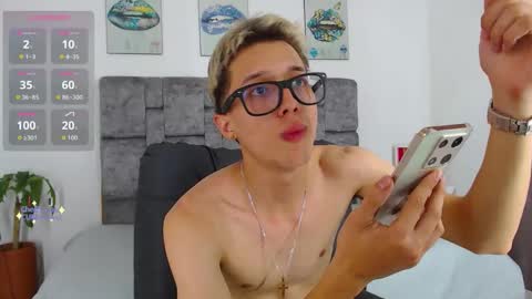 skinny_bigcock20 online show from December 18, 2025, 8:59 pm