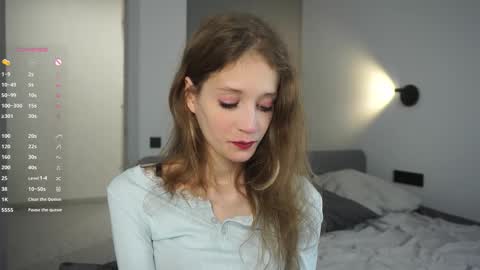 Snapshot of skinny_eve chatting on October 17, 2025, 5:26 pm Emily online show from October 17, 2025, 5:26 pm