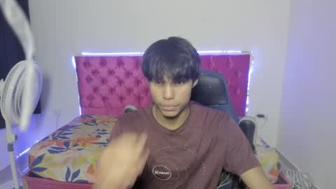 sam online show from May 27, 2026, 4:42 am