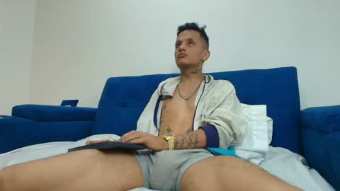 Skinny Zeth online show from May 21, 2026, 12:12 pm
