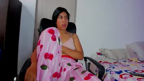 Snapshot of skinnyanai chatting on December 22, 2025, 2:36 pm anai online show from December 22, 2025, 2:36 pm