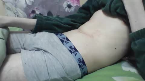 Snapshot of skinnycuteman chatting on January 20, 2025, 11:24 am skinnycuteb0y online show from January 20, 2025, 11:24 am