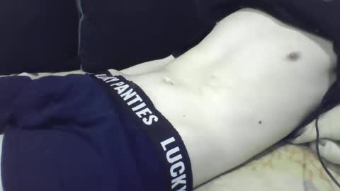 skinnycuteb0y online show from May 16, 2026, 7:56 pm