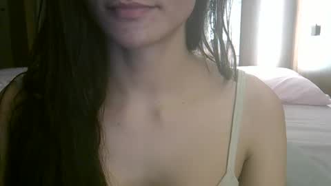 skinnykittencam online show from March 25, 2026, 6:41 am